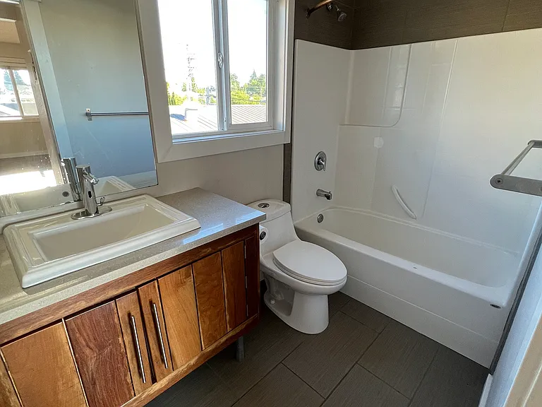 4141 6th Ave #2 — Photo 7