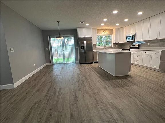 2nd image of 3669 Iris St N