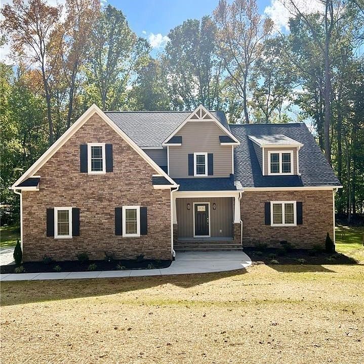1st image of 1585 Ole Bert Dr