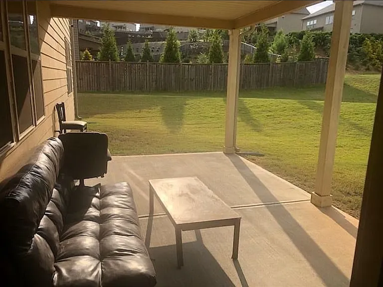 Hickory Pointe Dr — Photo 15