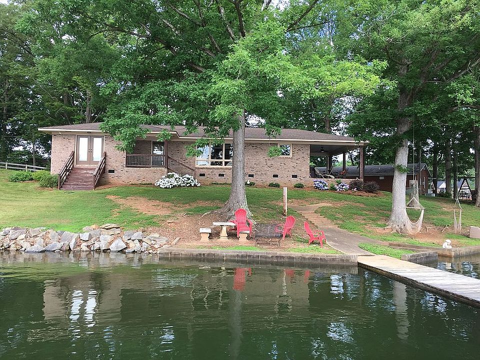 1st image of 7622 Skyline Dr