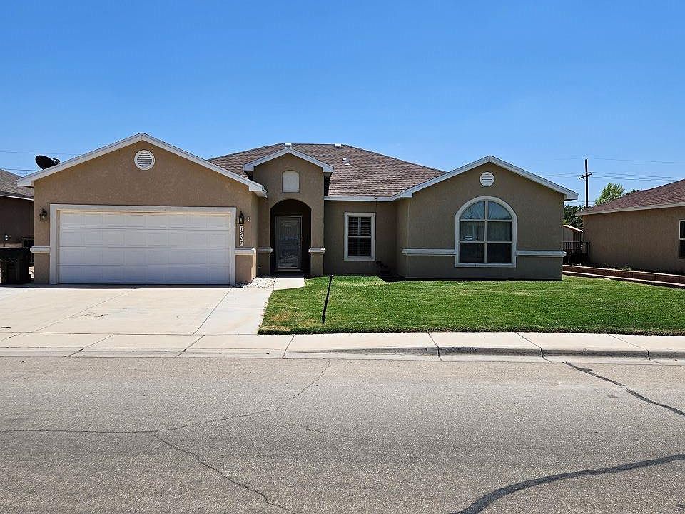 1st image of 1927 Leanne Dr