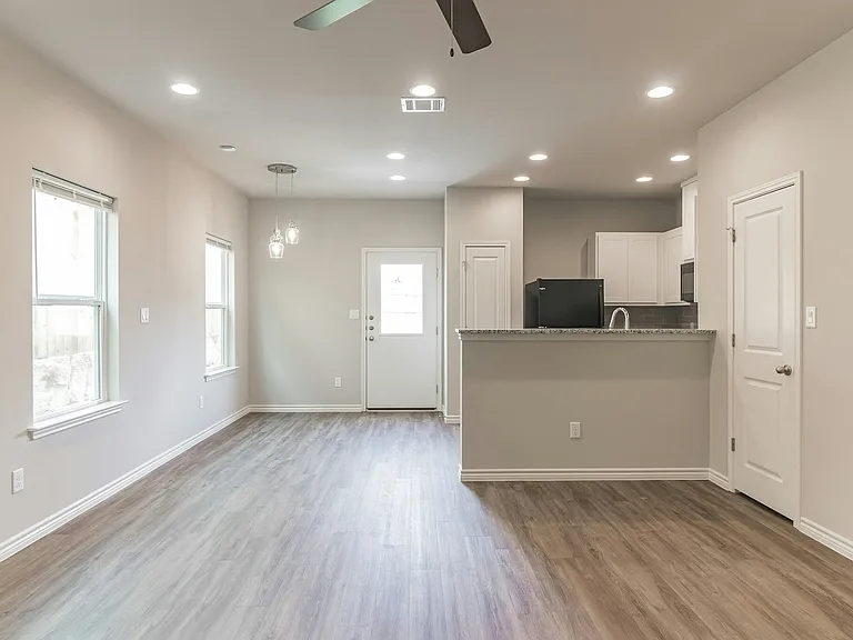 125 Peruna Dr — Photo 30