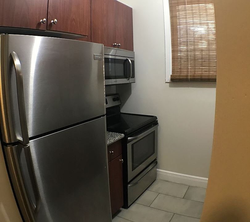 1st image of 222 Phoenetia Ave APT 7