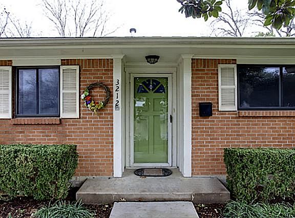 3rd image of 3212 Covert Ave