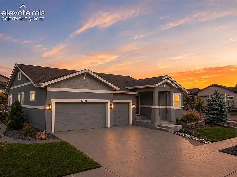 1st image of 12485 Pensador Dr