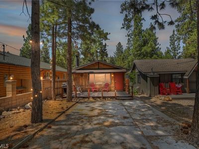 619 Elysian Blvd, Big Bear City, CA, 92314