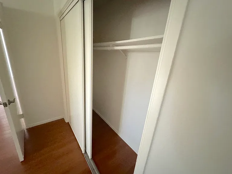447 W Elk Ave #3 — Photo 26