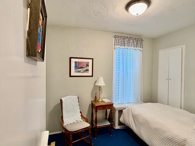176 M St #1 — Photo 9