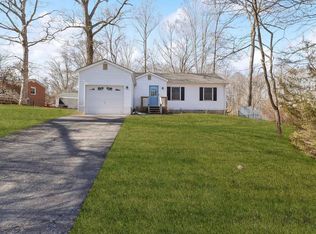 7830 Lake Dr, Manassas, VA 20111