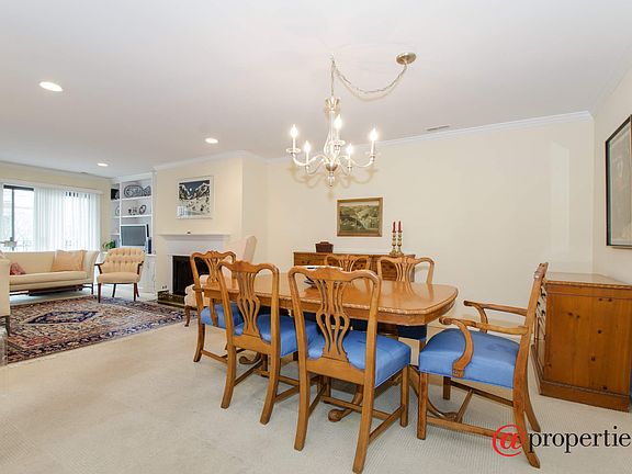 Living Room / Dining Room