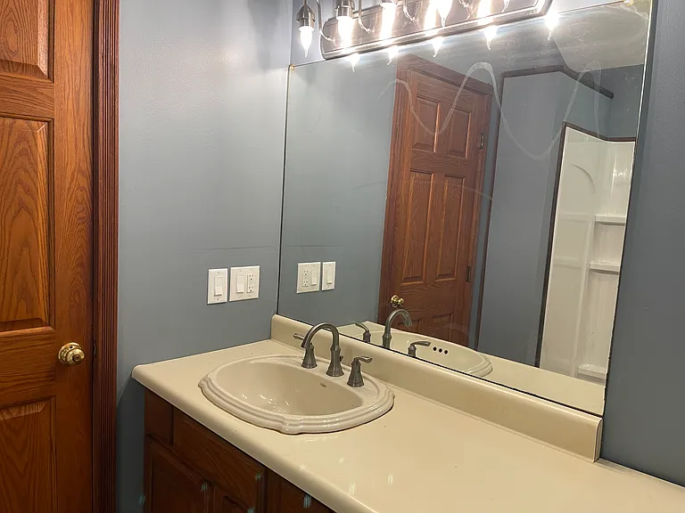 219 North St — Photo 9