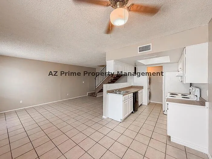 2625 W Ocotillo Rd #2 — Photo 3