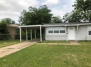 6037 Ramey Ave, Fort Worth, TX 76112