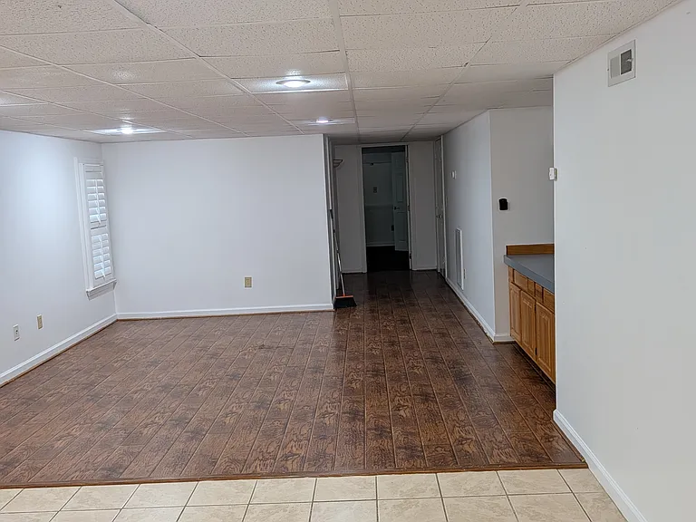 959 Foxborough Rd — Photo 44