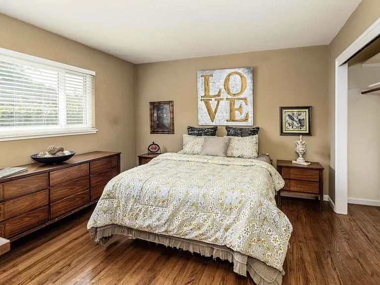 894 Santa Cruz Dr — Photo 11