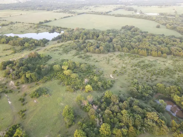 3 Highway 59, Maud, OK 74854