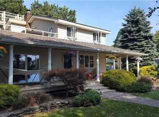 188 Belleview Ave, Center Moriches, NY 11934