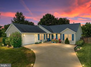 112 Hammer Ct, Stephens City, VA 22655