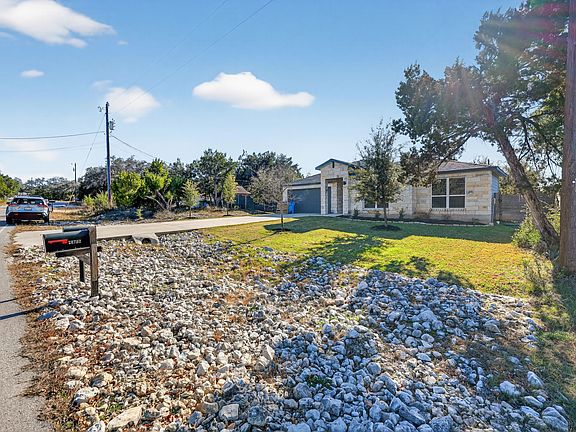 3rd image of 20703 Ridgeview Rd
