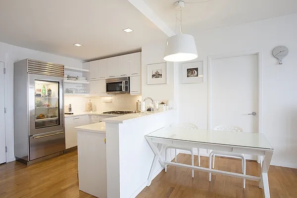 Sold by Stribling | media 7