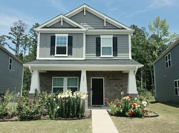 328 Cedar Knoll Cir, Pineville, NC 28134