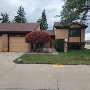 11899 W Caradonna St #20, Warren, MI, 48093