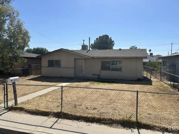 136 Ross St, Bakersfield, CA 93307