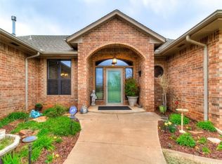 1350 S May Ave, Guthrie, OK 73044