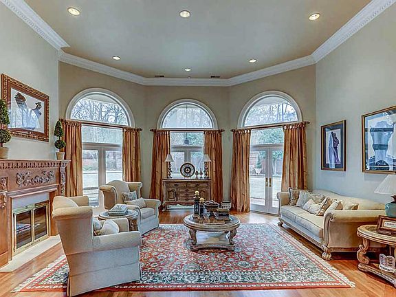 5th image of 3460 Glen Green Cir