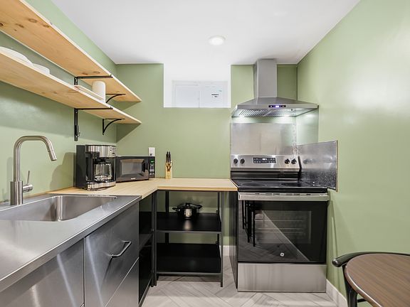 5th image of 105 Cross St #Basement