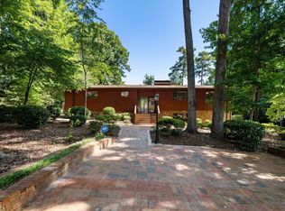 6406 Arnold Rd, Raleigh, NC 27607