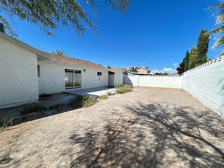 5682 E Monroe Ave — Photo 21