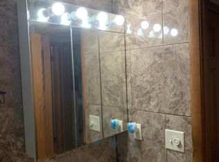 1402 N 68th St, Wauwatosa, WI 53213