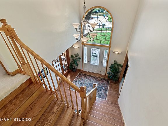 4th image of 145 Lincoln Pl