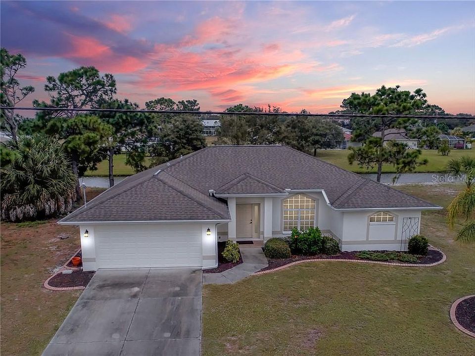 1st image of 487 Rotonda Cir