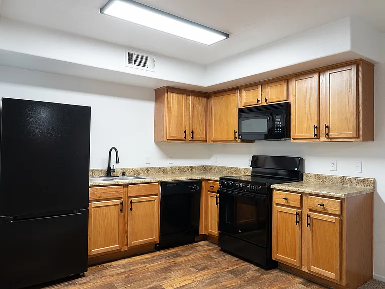 Carefree Senior Living at The Willows — Photo 16