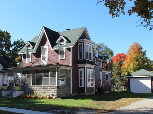 410 S Superior St, Angola, IN 46703
