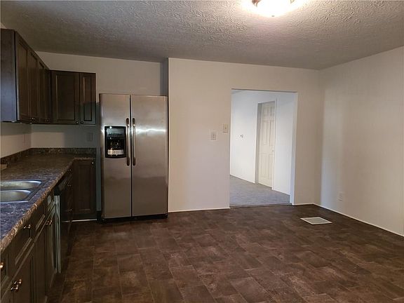 4th image of 420 W North St