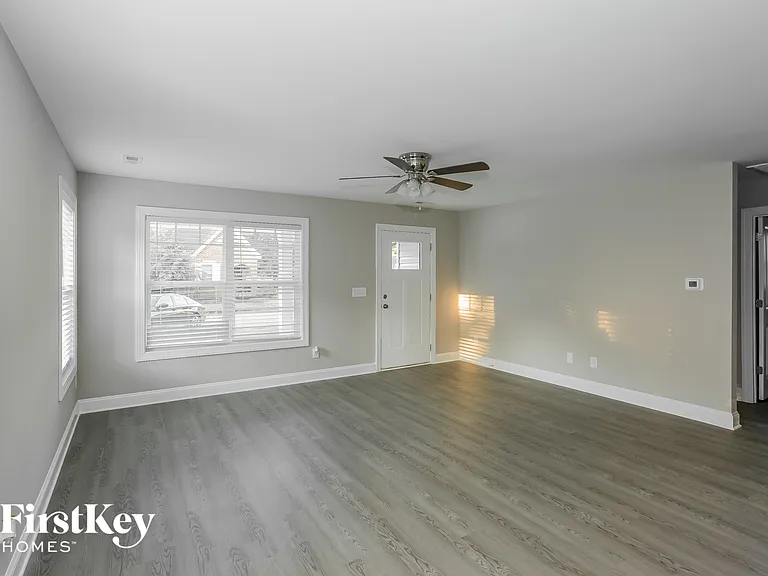 780 Cherrywood St — Photo 4