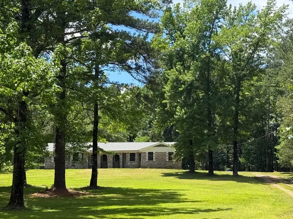 17117 Highway 35 N, Kosciusko, MS 39090