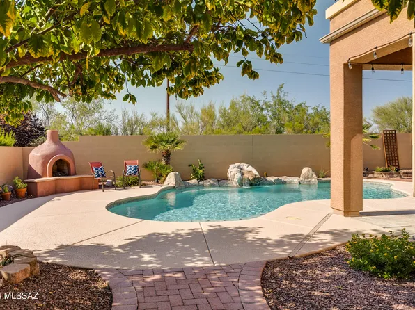 11972 N Thornbush Dr, Tucson, AZ 85737