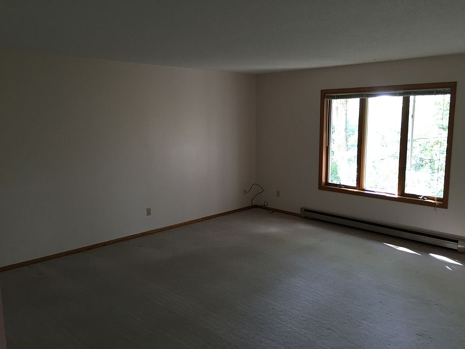 1st image of 744 E 11th St APT C