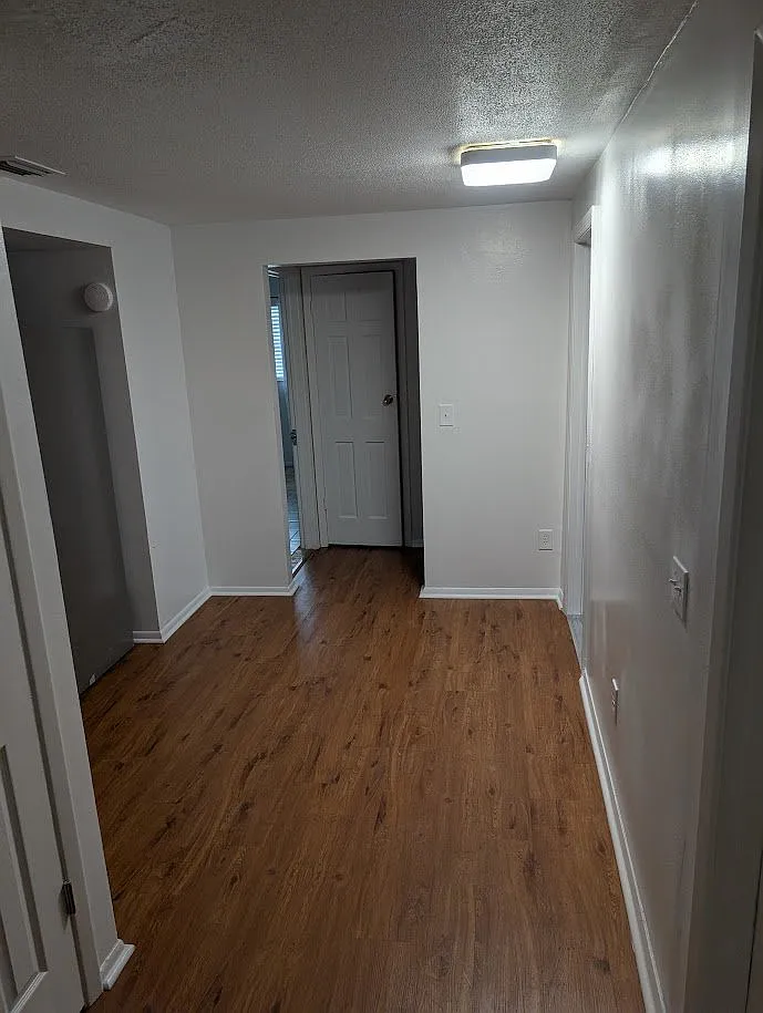 411 Marjon Ave — Photo 3