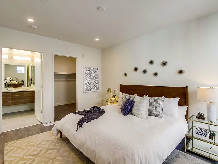 The Evelyn Townhomes: Luxe Living in the Heart of North Park's Trendy Vibe — Photo 15