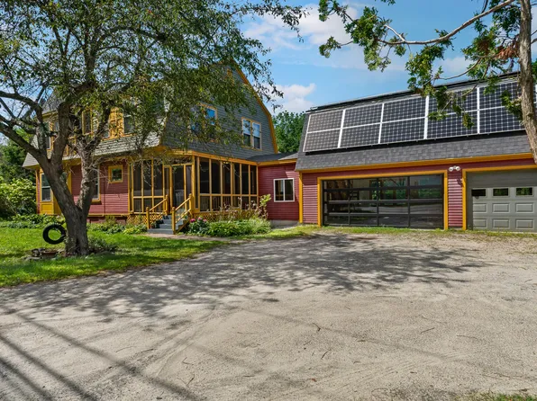 61 Main Street, Bowdoinham, ME 04008