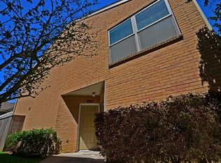 1954 Augusta Dr #8-32, Houston, TX 77057