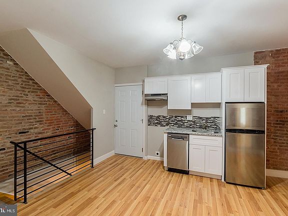 2nd image of 1126 E Passyunk Ave Unit 2