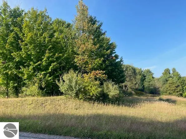 0 Morning Glory Ln, Traverse City, MI 49684