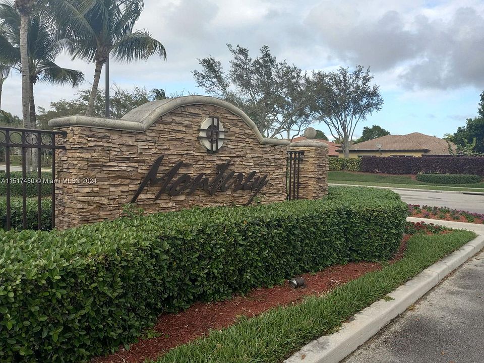 3398 NE 9th Dr UNIT 201, Homestead, FL 33033 | MLS #A11517450 | Zillow